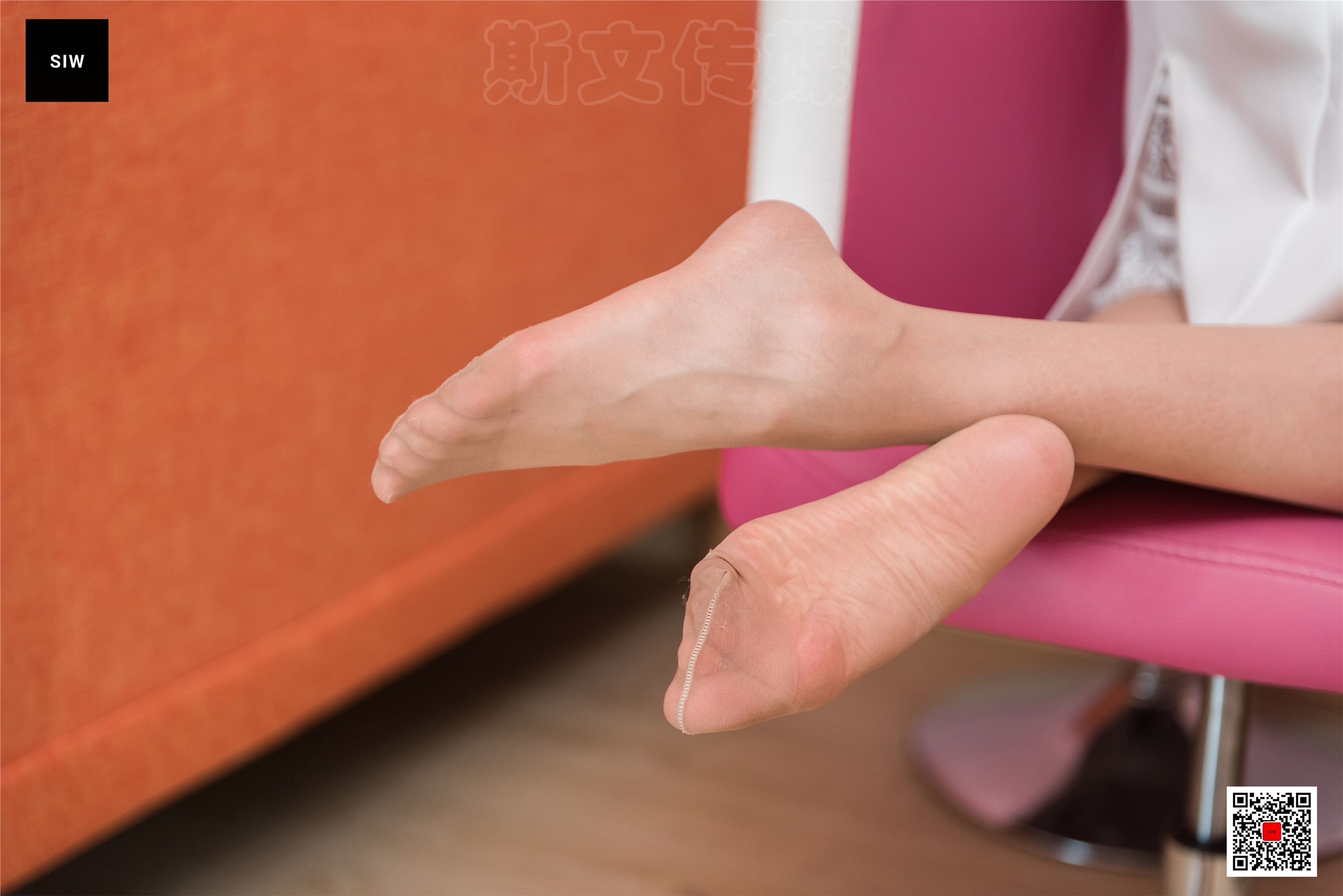 SIW斯文传媒 073 粉红女郎-雯静